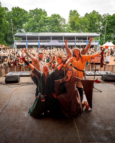 [Bild: rwbandfoto.jpg]